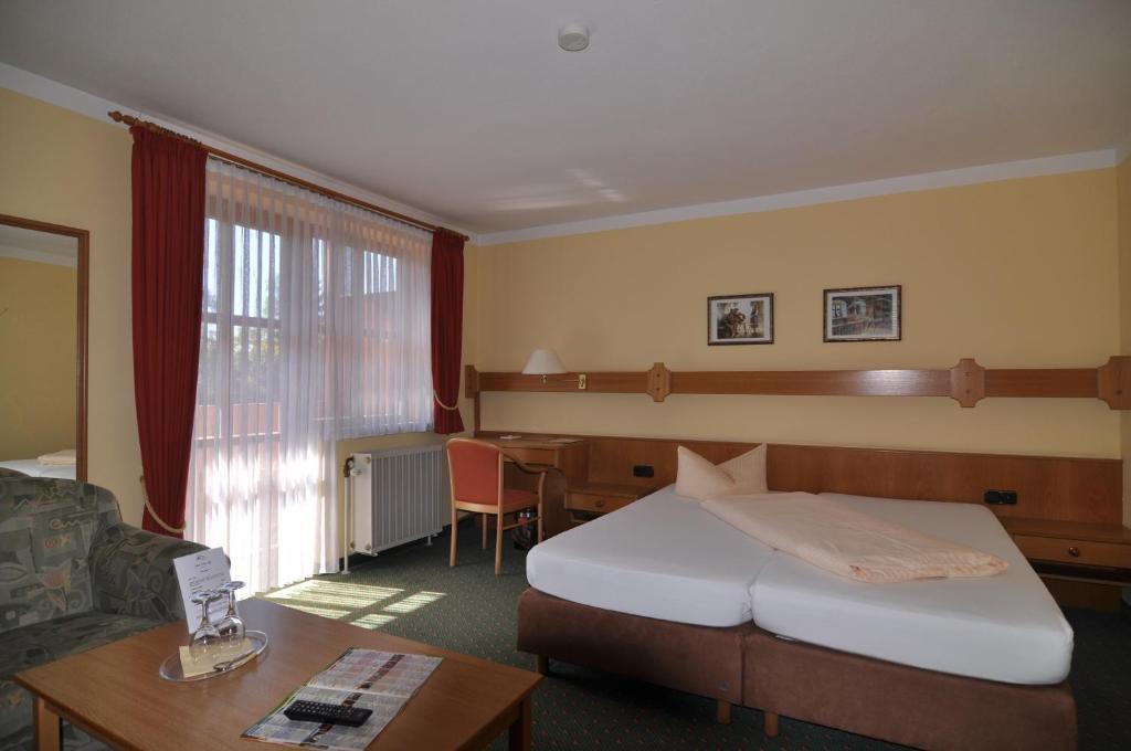 Hotel Toelzer Hof Bad Tolz Phòng bức ảnh
